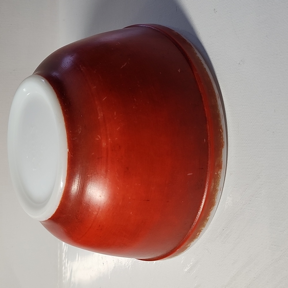 Vintage Pyrex  primary color red 402-1.5ml  nesting mixing bowls A-55